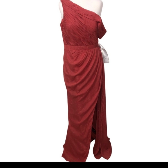 Ieena for Mac Duggal One-Shoulder Draped Gown with Thigh-Slit Crimson Red 10 - Picture 6 of 7